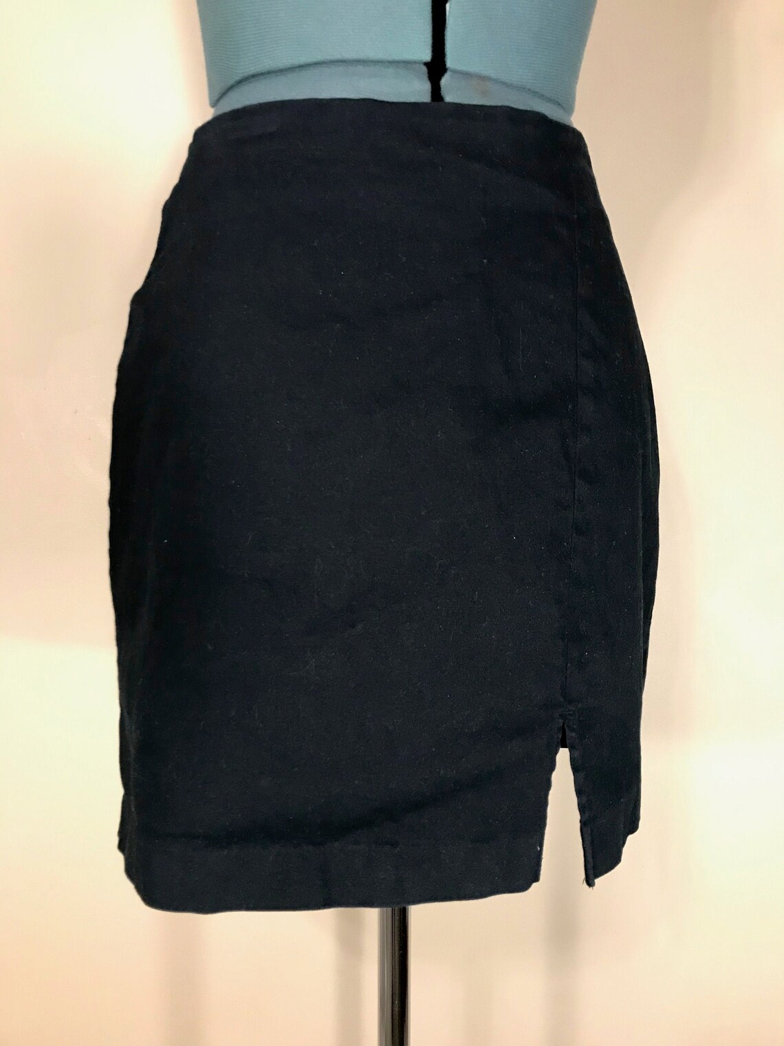 SIZE 12 Short Black Skirt Vintage Willow Bay Comfy Home - Etsy