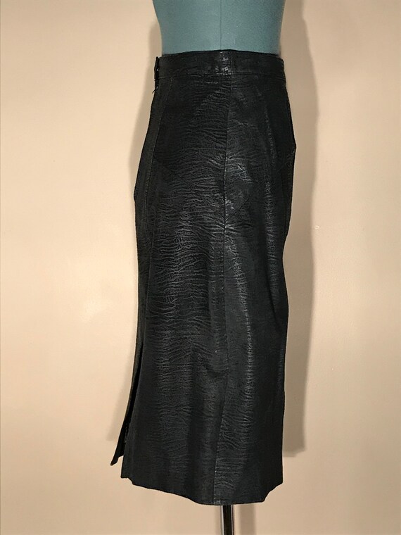 SIZE 6 Black skirt - Embossed suede - Vintage zeb… - image 2