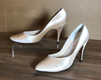Escarpins Alexander McQueen Pointe Ouverte Talons Hauts - Taille 35.5 Noir, Occasion