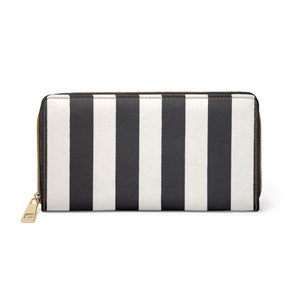 Cartera con cremallera a rayas en blanco y negro