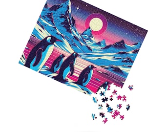 以下が含まれることがあります： 星空の下、レトロなスタイルのイラストで描かれた、北極圏の風景の中のペンギンが特徴のカラフルなジグソーパズル。 パズルは部分的に組み立てられており、いくつかのピースが落ちています。 カラーパレットには、青、ピンク、紫が含まれています。