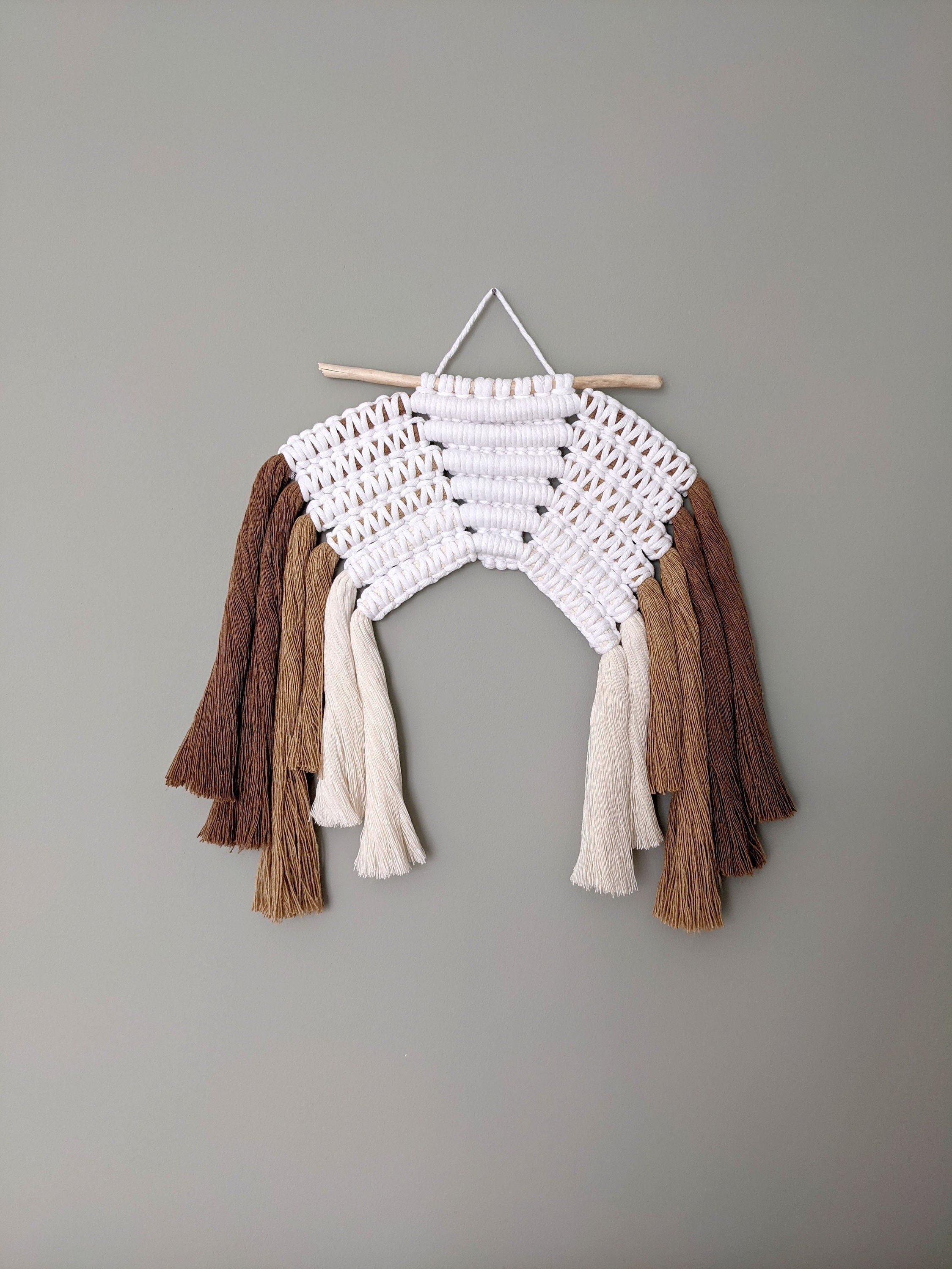 Macramé Mural Graphique en Camaïeu