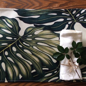 Monstera Leaves ,Tropical leaves, Woven Linen/Cotton Rainforest Placemats Green Leaves Placemats Hawaiian Decor
