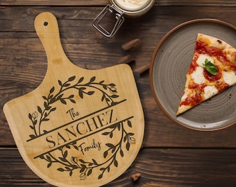 Personalized Bamboo Pizza Board, Engraved Wooden Pizza & Charcuterie Board, Custom Family Name Gift, Newlywed Gift, Housewarming Gift