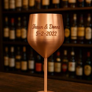 Personalized Wine Glass, Custom Wine Glass, Copper Anniversary Gift,Valentine&#39;s Day Gift,Copper Gift For Couple,7th Wedding Anniversary Gift