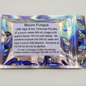 LME Agar Mix w/ CHARCOAL - 27 g (500 mL / 20 Plates) - For Mushroom Cultures or Microbiology