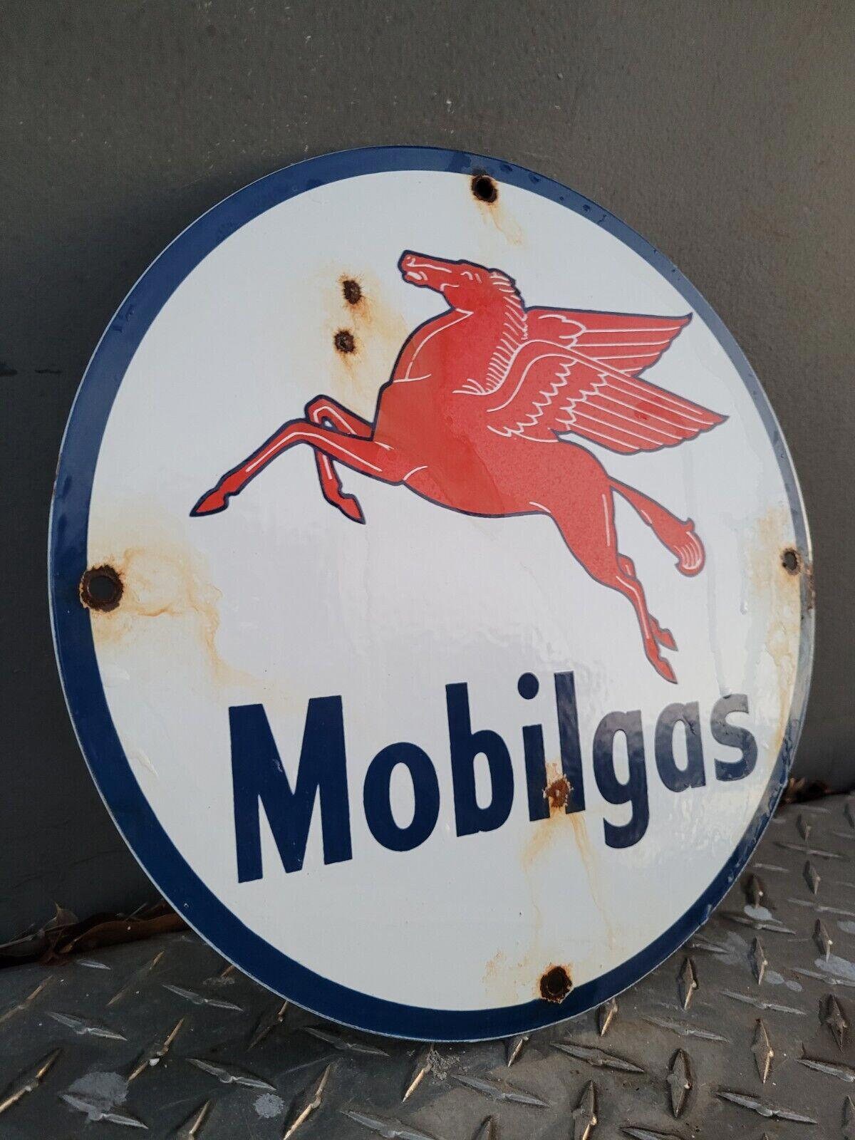VINTAGE MOBIL MOBILGAS Porcelain Advertising Sign Gas Pump Plate Motor ...