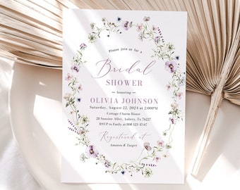 Plantilla de invitación de despedida de soltera de flores silvestres púrpura, despedida de soltera de flores silvestres de vegetación púrpura invitar a despedida de soltera de jardín de pradera elegante W8