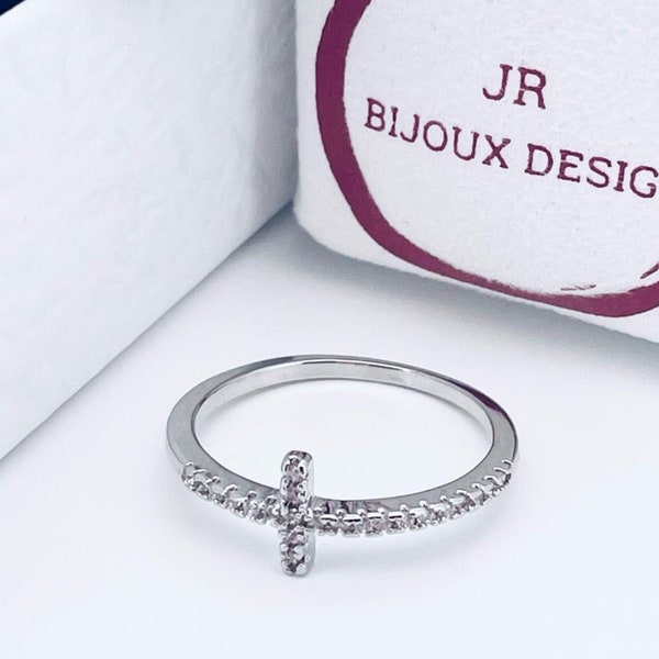 Bague Croix en Argent et Pierre de Zircon • Bague Religieuse • Bijou Chrétien