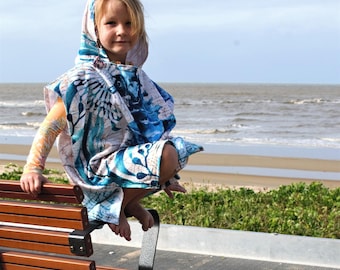 Kids Poncho Towel - Seahorse / Changing Towel/ Beach Towel/ Surf Poncho / Camping Towel/ Boat Clothing/ Hooded Towel for Kids/ Kids Swimwear