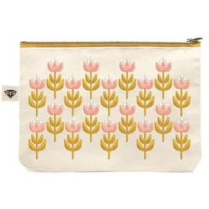 【SHALOM】STAR POUCH AUTH NWT $298 Tory Burch T Monogram Embellished Straw Pouch