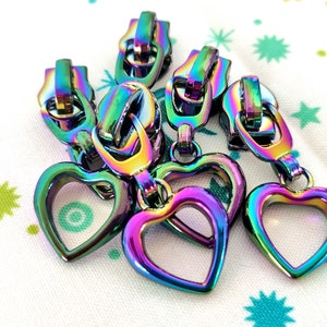 Charmed Heart Iridescent #5 Daisey Metal Zipper Pulls, Set of 5!