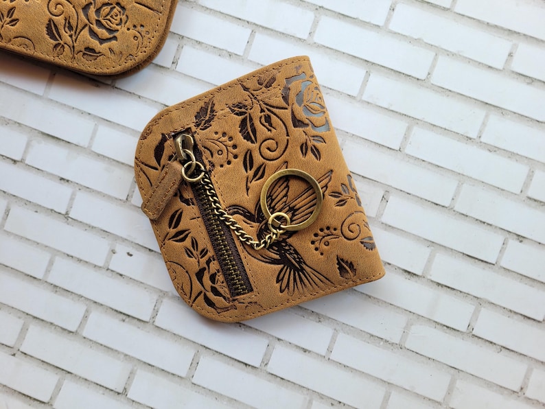 Cartera minimalista de piel auténtica para mujer, tarjetero compacto y delgado con bolsillo con cremallera, pequeña y elegante cartera de uso diario, regalo para ella. imagen 3