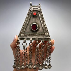 Massive Antique Yemenite Silver Coral Gemstone Hand Made Women&#39;s Jewelry Pendant Judaica 120 gr