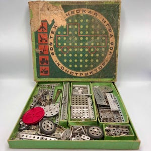 1975 USSR Metal Construction Set: Vintage Collectible Toy with Box