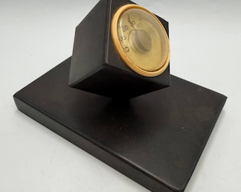 ヴィンテージベークライト温度計：レトロなブラックキューブのデスクデコレーション