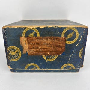 Antique Original Carton Box Chevrolet Pratt Whitney from Aircraft Radial Engine