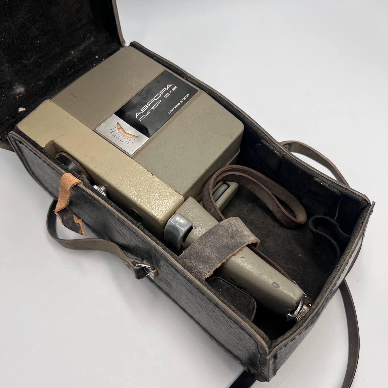 希少1960年代旧ソ連LOMOロモ社製8mmシネマムービーカメラSport-3 Vintage LOMO Aurora 8mm Film Camera 1960s USSR Leather Case - Etsy