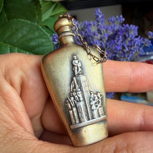 Mini flacon de parfum vintage URSS 875 en argent doré 1956 Flacon soviétique