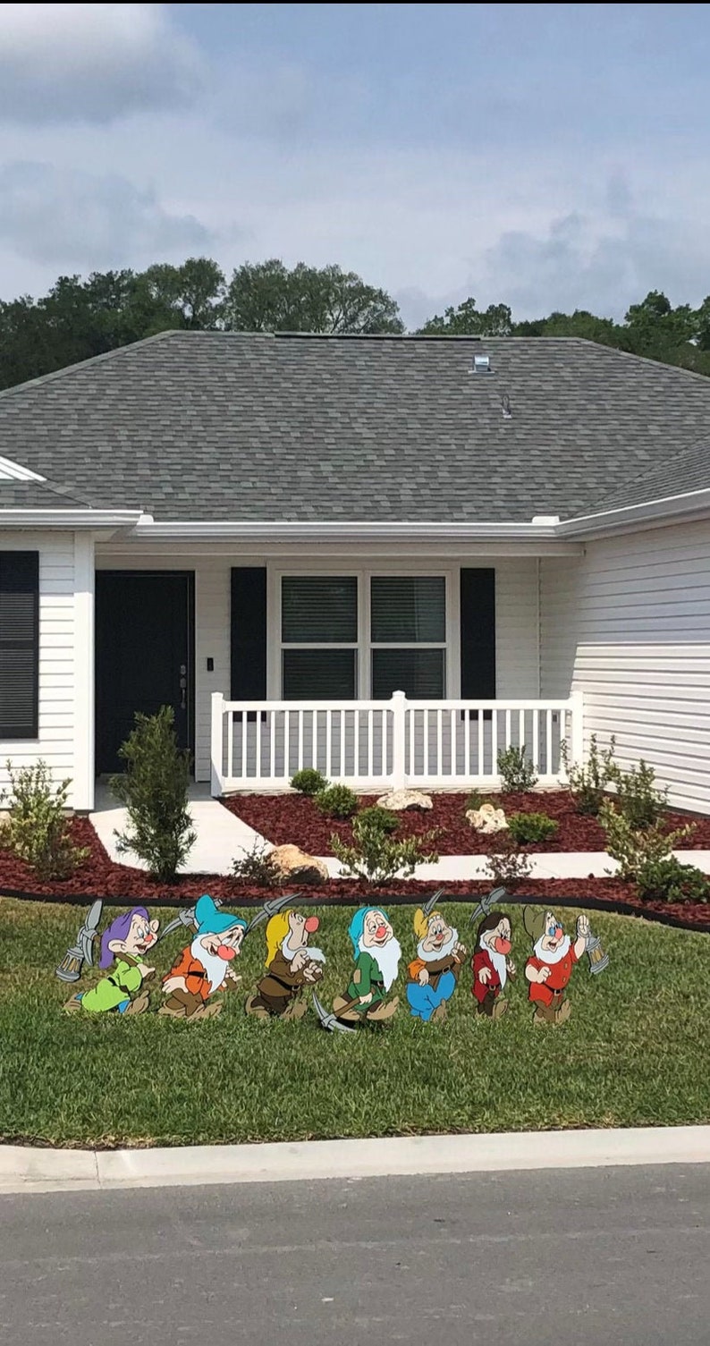 The Seven Dwarfs Yard Signs/yard Art/yard Decor/yard Art/wooden Yard Art/snow White Yard Etsy