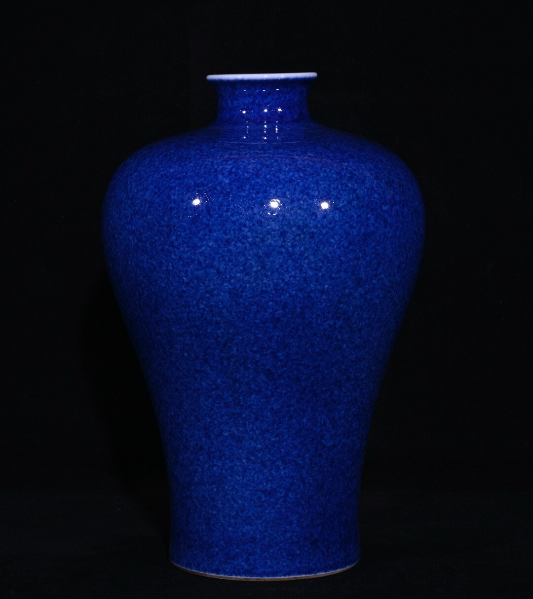 Exquisite and Rare Blueglazed Plum Vase Ornament With Chinese Antique