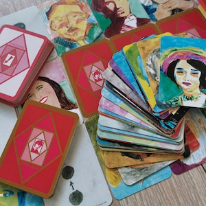 PERSONA-stapel met metaforische archetype-associatieve kaarten, portretkaart, psychologietool, therapiekaarten, counseling, coachingkaarten