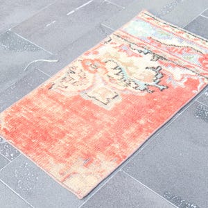 Handmade rug, Turkish rug, Vintage rug, Oushak rug, Bathmat rug, Small area rug, Doormat rug, Wool rug, 1.6 x 3 Ft. Farmhouse rug, TR5525