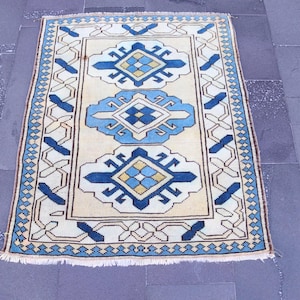 faded turkish rug, bathmat rug, vintage rug, wool rug, turkey rug, boho decor rug, small area rug, handmade rug 3.1 x 3.9 ft TRV2251