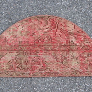 Ethnic rug, Bohemian rug, Oushak rug, Vintage rug, Turkish rug, Oriental rug, Round rug, Farmhouse rug 2.7 x 1.5 ft Small doormat rug TR3981