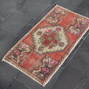 Turkish rug, Vintage rug, Oushak rug, Handmade rug, Bathmat rug, Small area rug, Doormat rug, Wool rug, 1.6 x 3.2 Ft. Farmhouse rug, TR5379