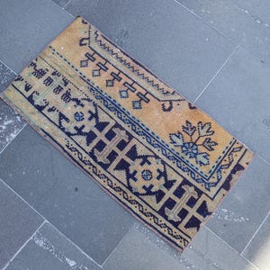 Vintage rug, Turkish rug, Oushak rug, Handmade rug, Bathmat rug, Small area rug, Doormat rug, Wool rug, 1.3 x 2.7 Ft. Farmhouse rug, TR5120