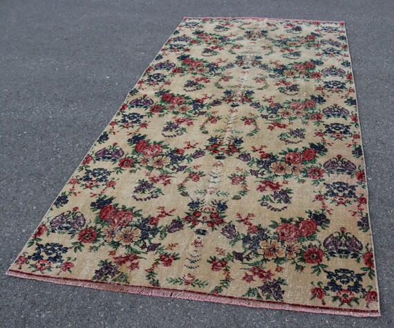 Floral area rug, Turkish rug, Vintage rug, Bohemian decor rug, Aztec rug, Natural Wool rug , Handmade decorative rug, 4.7 x 9.4 ft TR2609