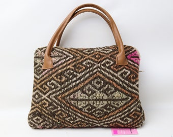 Handmade kilim bag, Decorative bag, Turkish bag, Boho handmade bag, Wool and leather bag, 10x14" ethnic bags, Unique bag, Hand bag, No 101