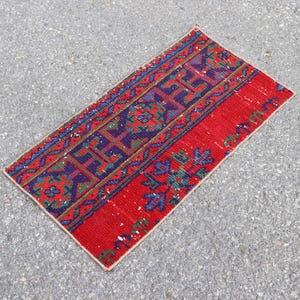 Boho rug, Natural wool rug, Vintage rug, Oushak rug, Anatolian rug, Small  rug, Turkish rug, House decor, Handmade rug 1.5 x 2.8 ft TR5280