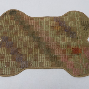 Pet placemat, Water bowl mat, Food bowl rug, Bone shaped mat, Pet food mat, Puppy gift, Dog mat, Custom pet mat, Food mat, Oushak mat No 115