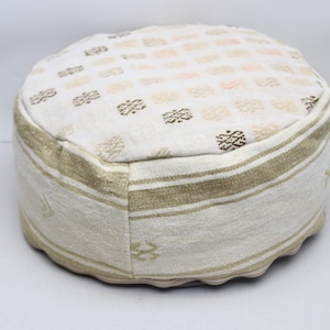 Moroccan pouffe, Handwoven Floor pillow, Home decor puffs, Kilim footstool, Beanbag, Circle pouf, Boho pouffe cover, 20x20x10 inches No 494