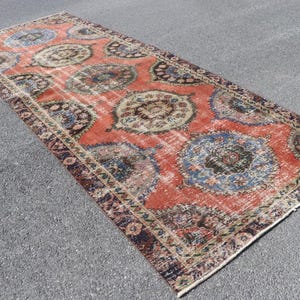 Turkish rug runner, Vintage oriental rug, Turkish hallway decor, Bohemian rug, Boho rug, Home decor, Natural wool rug, 4.4 x 11:9 ft TR4042