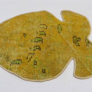 Pet placemat, Water bowl mat, Food bowl rug, Fish shaped mat, Pet food mat, Puppy gift, Dog mat, Custom pet mat, Food mat, Oushak mat No 256