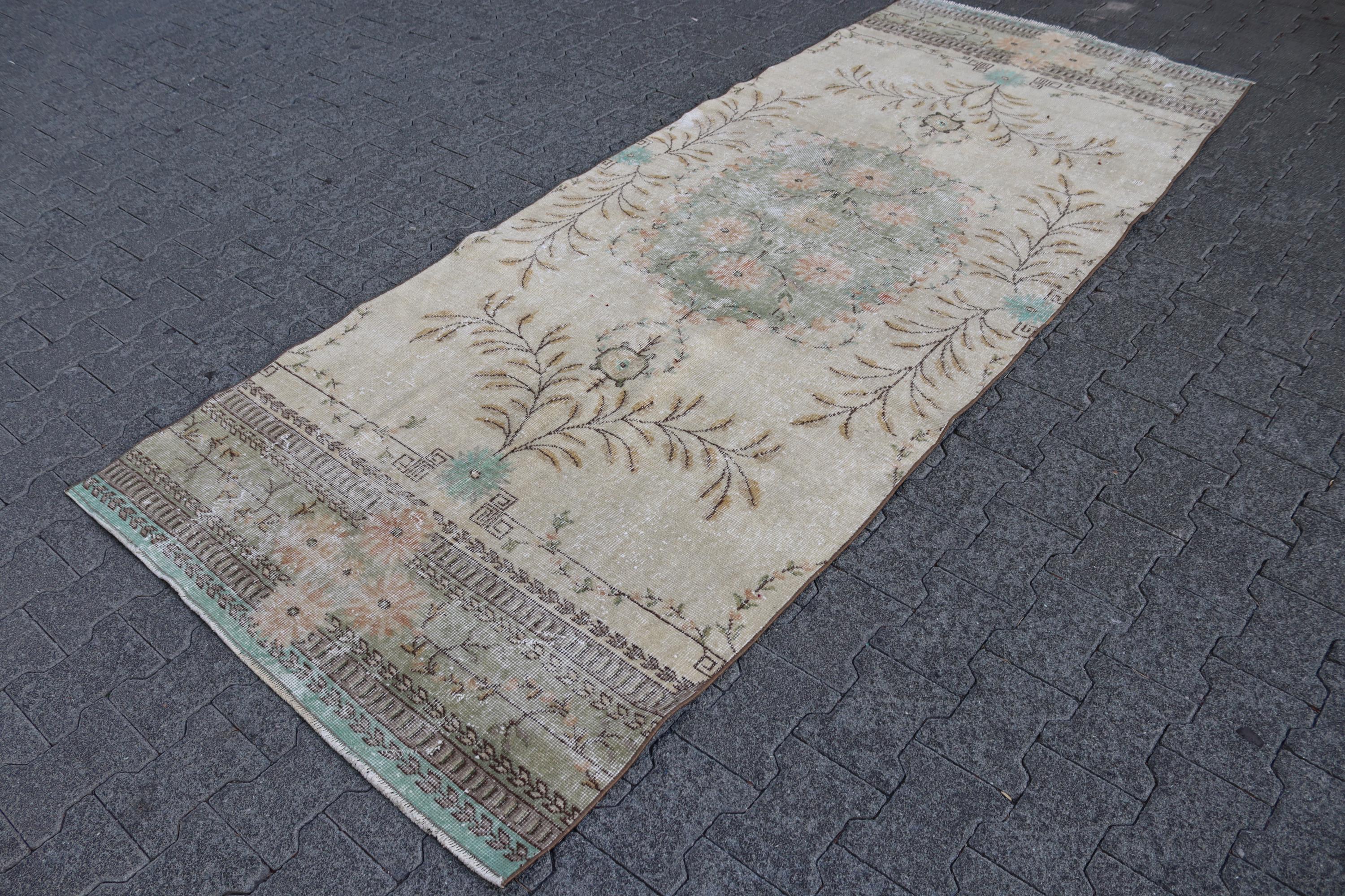 Turkish rug, Vintage rug, Handmade wool rug, Home decor, Runner rug, Hallway rug, Oushak rug, Boho decor rug, Carpet, 3.9 x 9.7 ft TRV2174