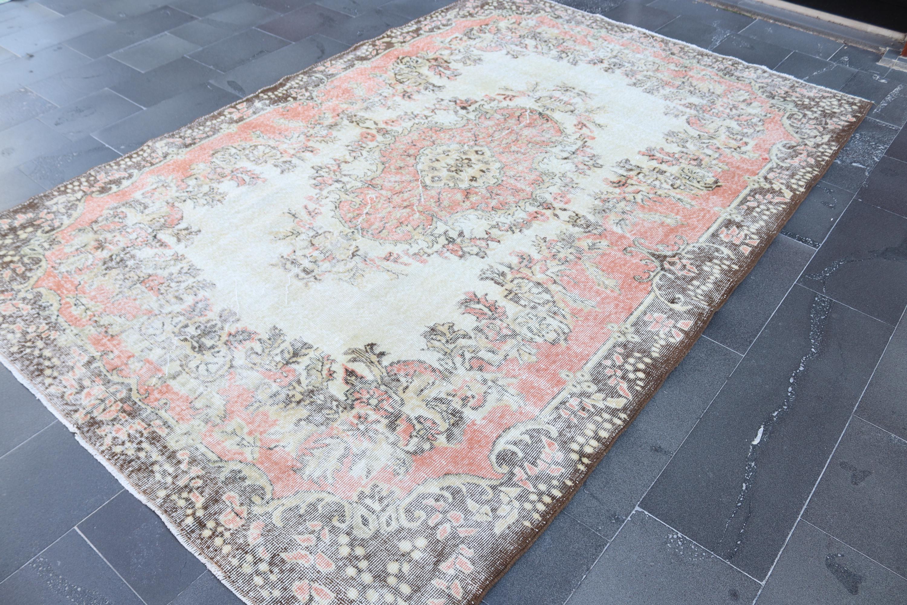 専用になりました　113×204 ViNTAGE TURKiSH RUG Large Unique Turkish Rug Made of Natural Wool, Hand Knotted