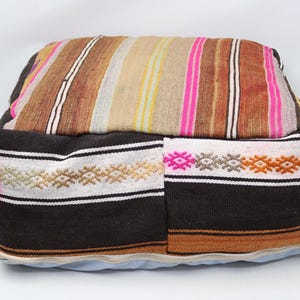 Moroccan style, Kilim pouf, Turkish kilim pillow, Handwoven kilim pillow, Garden decor pouffe, Pillow cover, 24x24 height 8 inches No 463