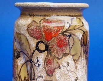 Elio Schiavon Vintage 1950s Studio Pottery Vase with Hand-painted Leafy Design. Made in Italy.