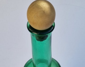 Vintage 27.5cm Green Glass Bottle with Stopper. Unmarked.
