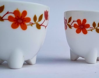A Pair of Vintage 1970s French Arcopal Lotus Egg Cups, with a Floral Pattern.