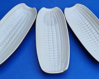Set of 3 Brown & Cream Glazed Ceramic Corn on the Cob Dishes.