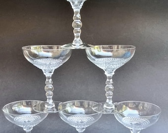 A Beautiful & Elegant Set of 6 Mid Century 1950s Duncan Miller Teardrop Champagne/Tall Sherbet Glasses. Stem (5301-301).