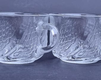 A Set of 2 Vintage 1970s KIG Malaysia Scalloped Patterned Embossed 200ml Glass Tea Cups.