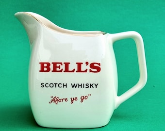 Wade Pottery Vintage 1970s Bell's Scotch Whisky "Afore Ye Go" 800ml and w/Gold Detailing Around the Rims and Handle, Bar Water Jug/Pitcher.