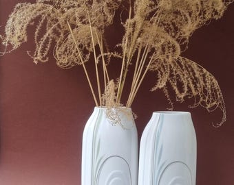 VTG Elegant Royal Doulton "Impressions" Tall Cypress Bone China Vases Designed by Gerald Gulotta.***2 Are Available & Sold Individually.