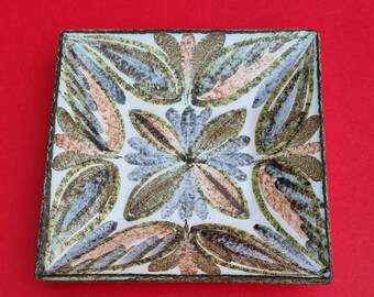 Vintage 1960s Glyn Colledge for Bourne Denby Hand-painted Decorative Square Dish of Stylised Leaves/Foliage. Signed & Marked.